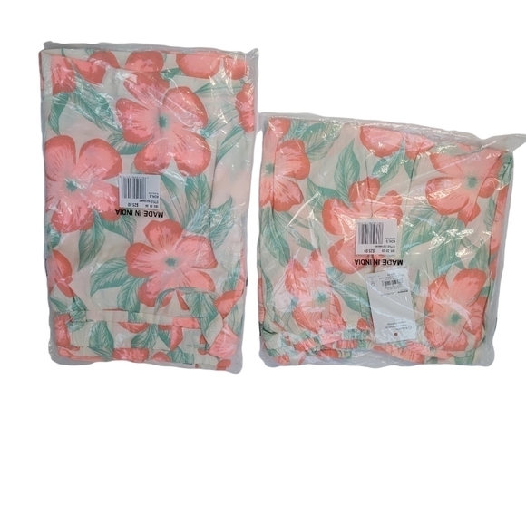 NWT So Brand Midi Soft Shorts with Matching Off the Shoulder Swing Top - Picture 4 of 4